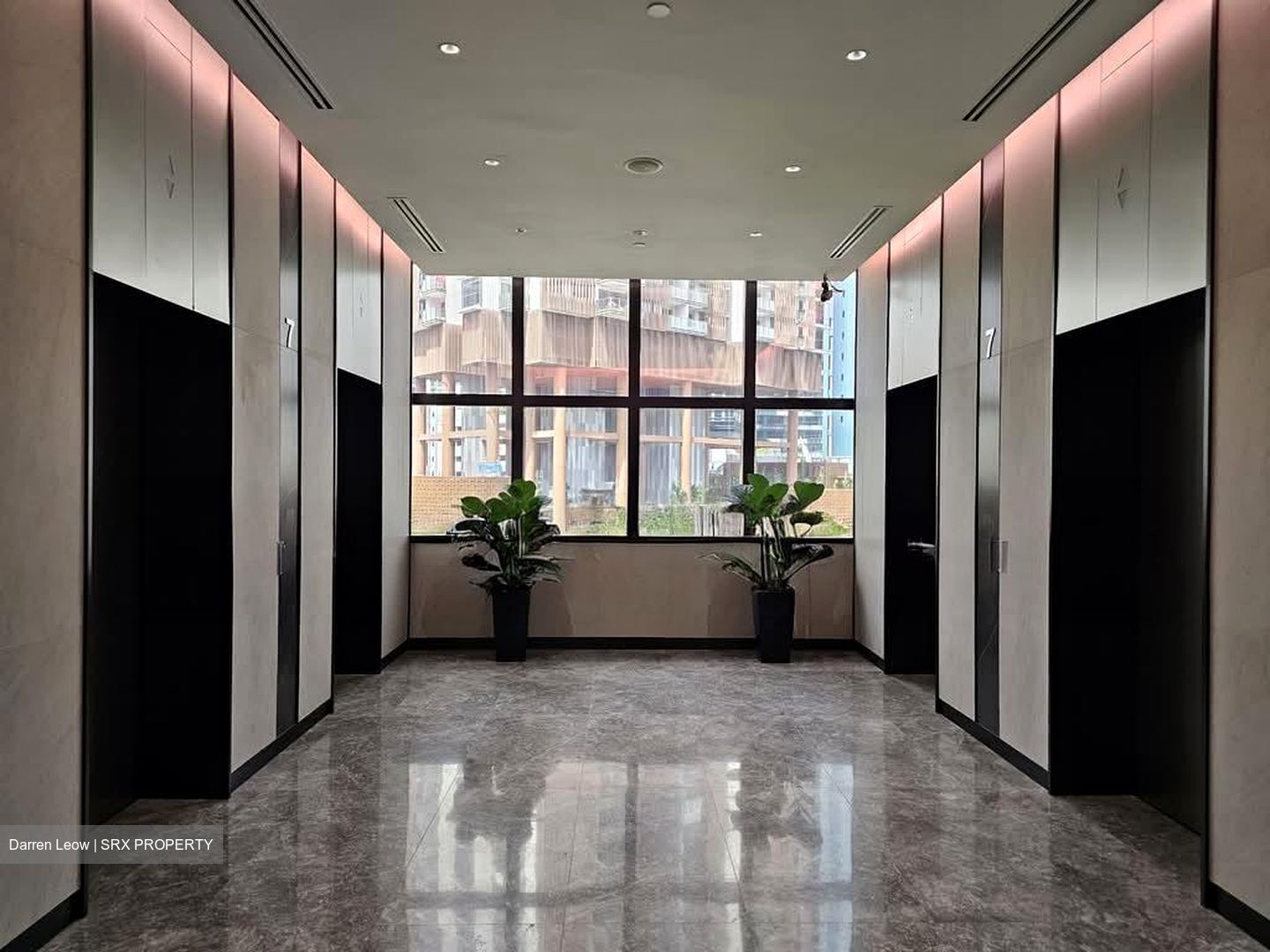 Abi Plaza (D2), Office #536048801